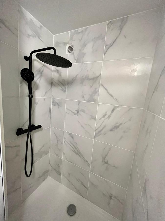 Le Central : Appartement Cosy Et Calme Saint-Germain-de-Joux Luaran gambar