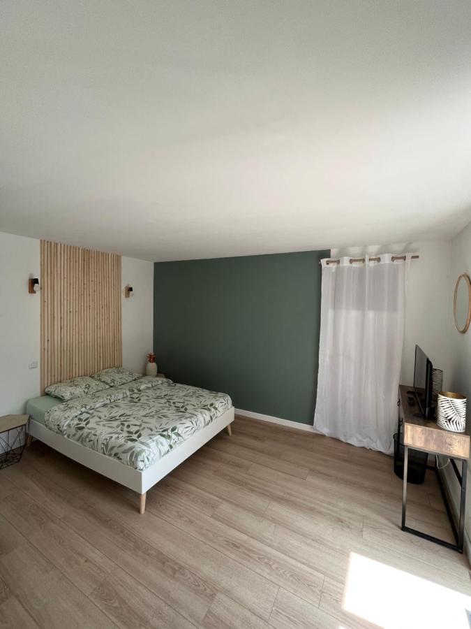 Le Central : Appartement Cosy Et Calme Saint-Germain-de-Joux Luaran gambar